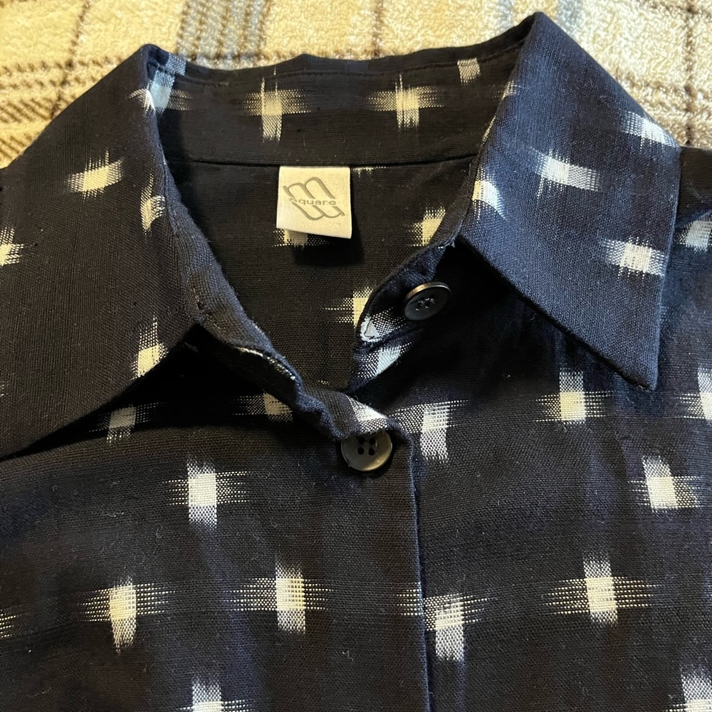 Black drop-shoulder 100% cotton button-down shirt - Picture 1 of 4